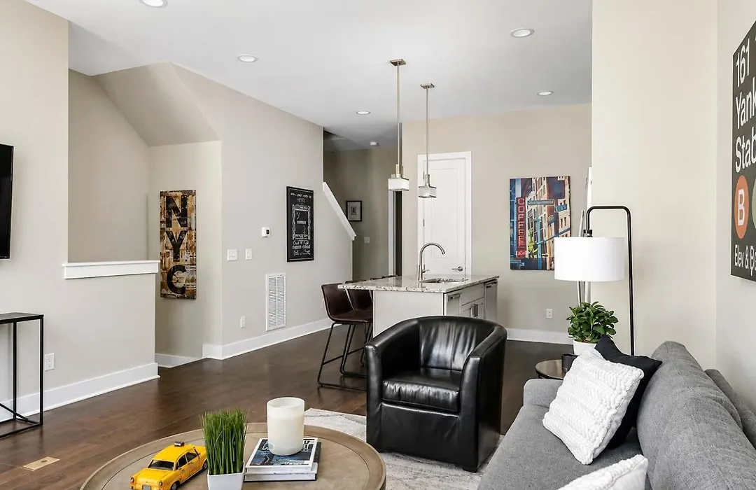 Two Luxury Homes Side-By-Side Sleeps 24-1